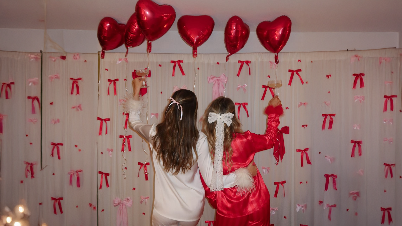 Galentine’s Gift Guide: Because Your Besties Deserve Natural Glow Too