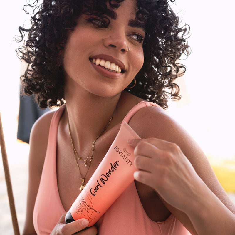 Curl wonder, natural leave in conditioner, hair natural texture, steps how to hydrate define frizzy, Joviality, egypt, international, curly hair, curly heads, all natural, natural ingredients, silicone free, sulphate free, paraben free, pvp free, vegan, lightweight formula, avocado oil, aloe vera, defined curls, long lasting curls, nourish, healthy scalp, antioxidants, frizzy hair, dry hair, frizz free, tame frizz, more defined, wavy hair, real results, lifestyle, model, modelling